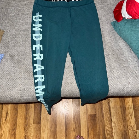 Workout clothes bundle - Picture 4 of 5